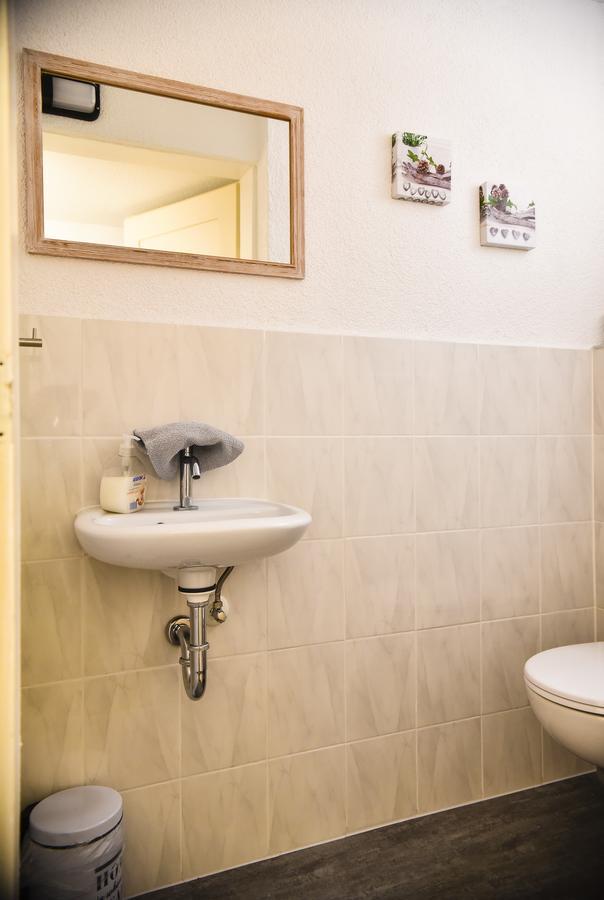 Ferienwohnung Schwarz & Weiss إيزيناخ المظهر الخارجي الصورة