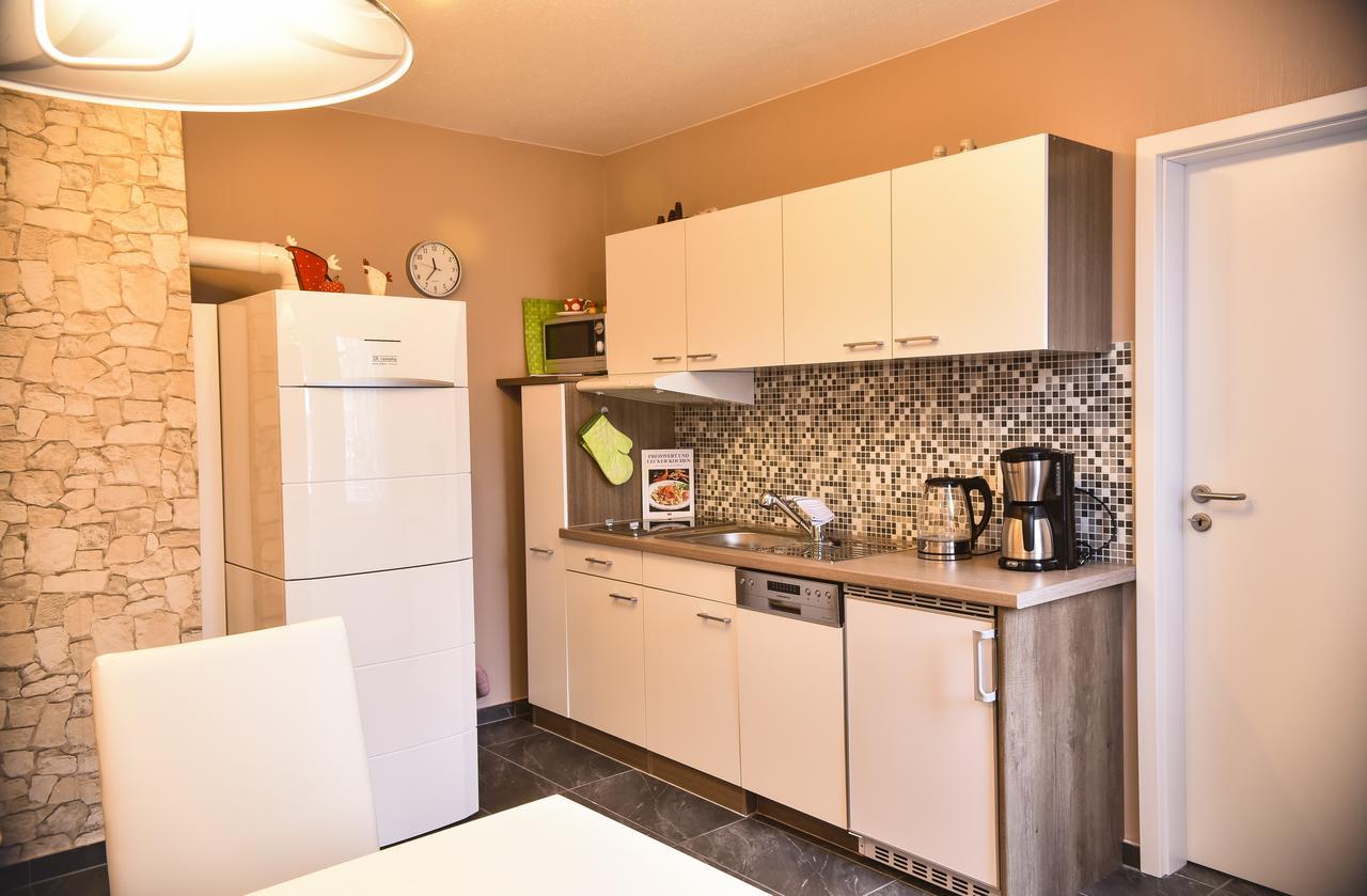 Ferienwohnung Schwarz & Weiss إيزيناخ المظهر الخارجي الصورة
